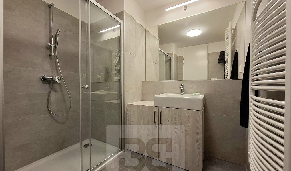 Pronájem bytu 2+kk 53 m², Trutnov – náhled fotky 3