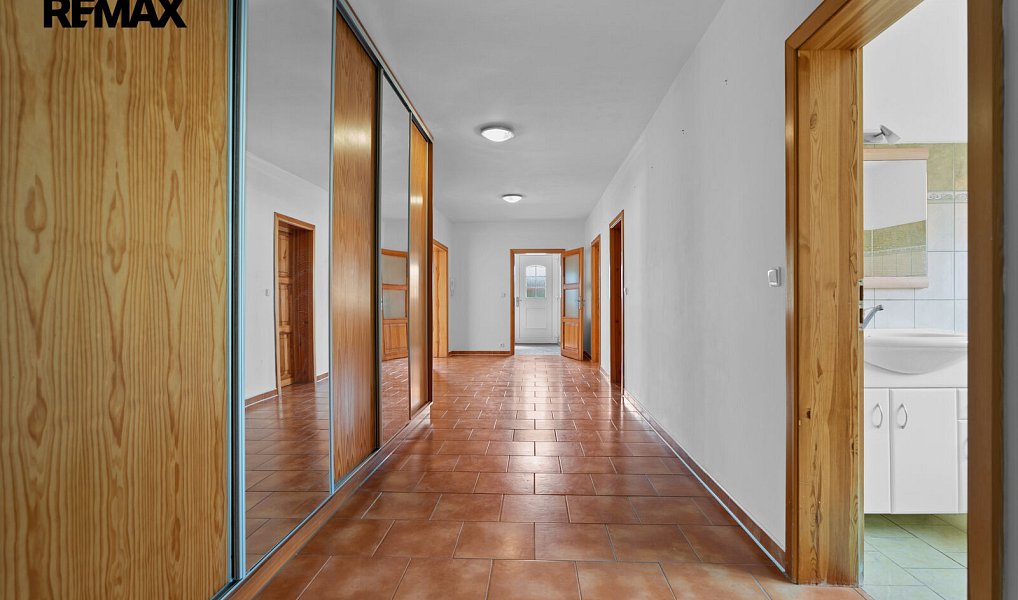 Prodej skladovacích prostor 1 050 m², Slatina – náhled fotky 21