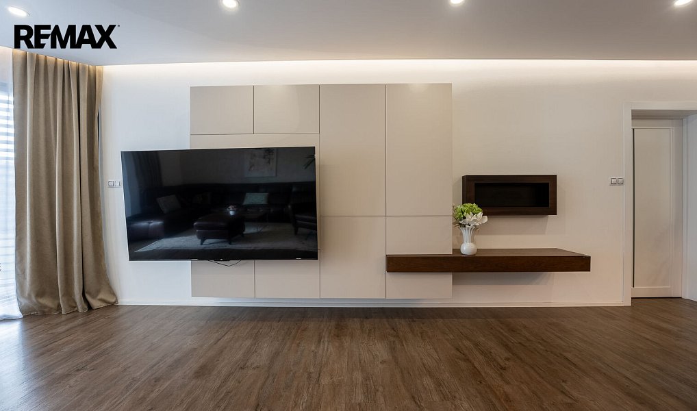 Prodej domu 172 m² s pozemkem 1 031 m², Jemnice – náhled fotky 15