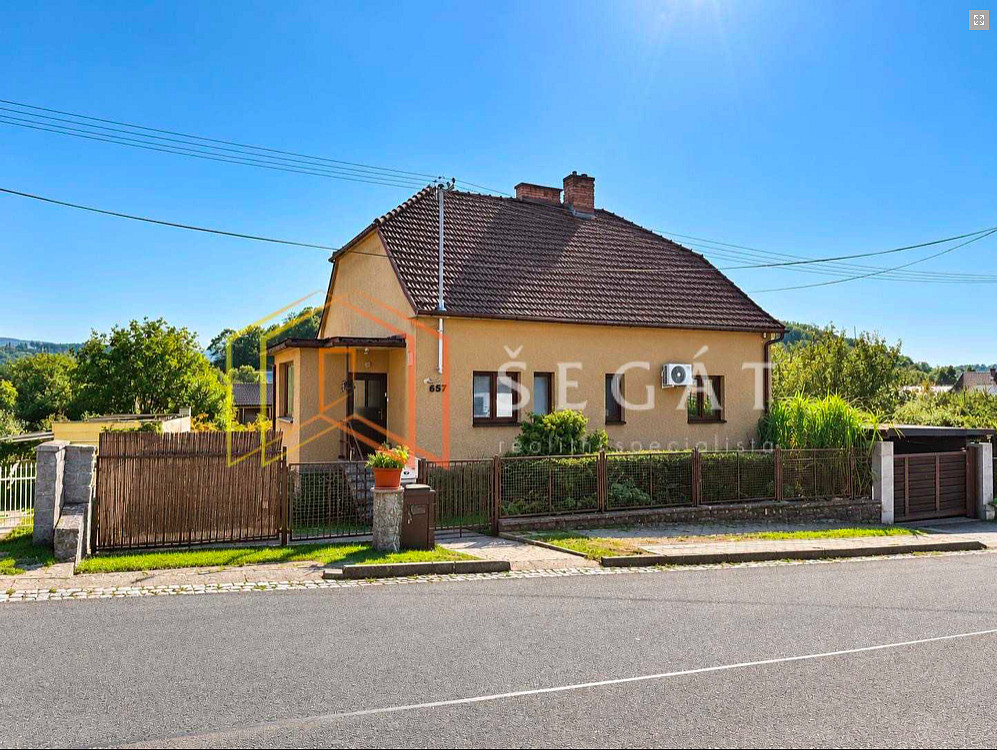 Prodej domu 250 m² s pozemkem 1 111 m² – fotografie 4