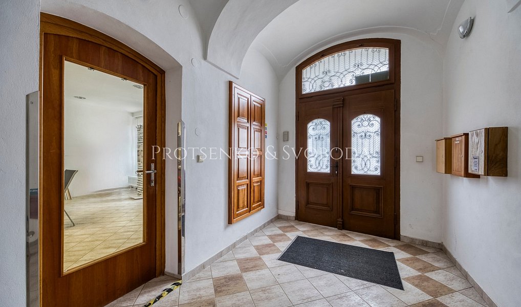 Prodej nájemního domu, činžáku 438 m², Jihlava – náhled fotky 11