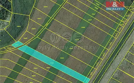 Prodej pole 1 811 m², Bzenec, okres Hodonín