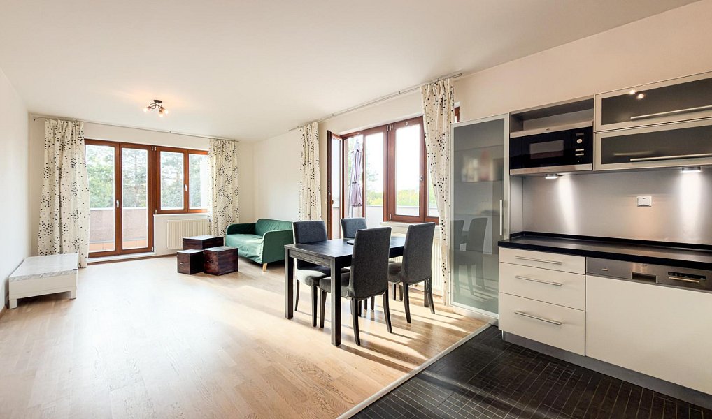Pronájem bytu 2+kk 61 m², Praha – náhled fotky 3
