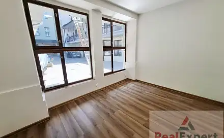 Pronájem kanceláře 70 m², Máchova, Praha 2 - Vinohrady