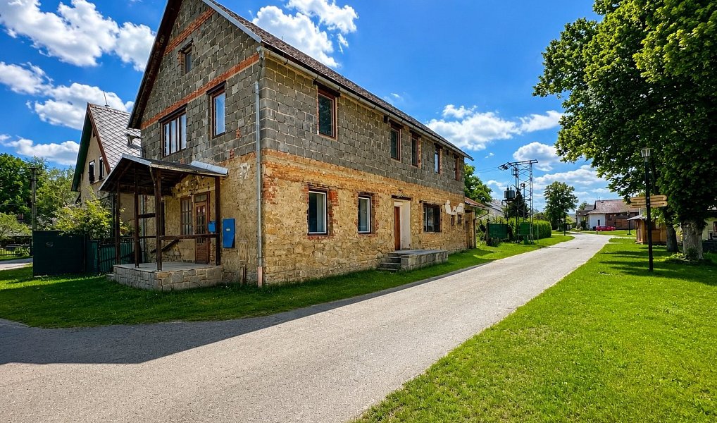 Prodej domu 350 m² s pozemkem 410 m², Velká Kraš – náhled fotky 2
