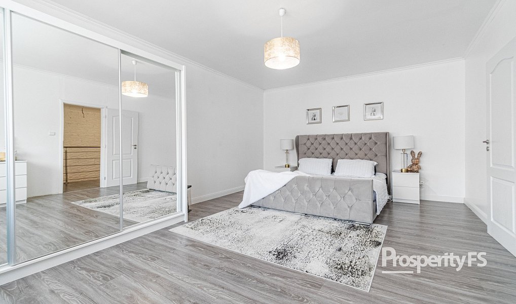 Prodej domu 290 m² s pozemkem 658 m², Kyselovice – náhled fotky 9