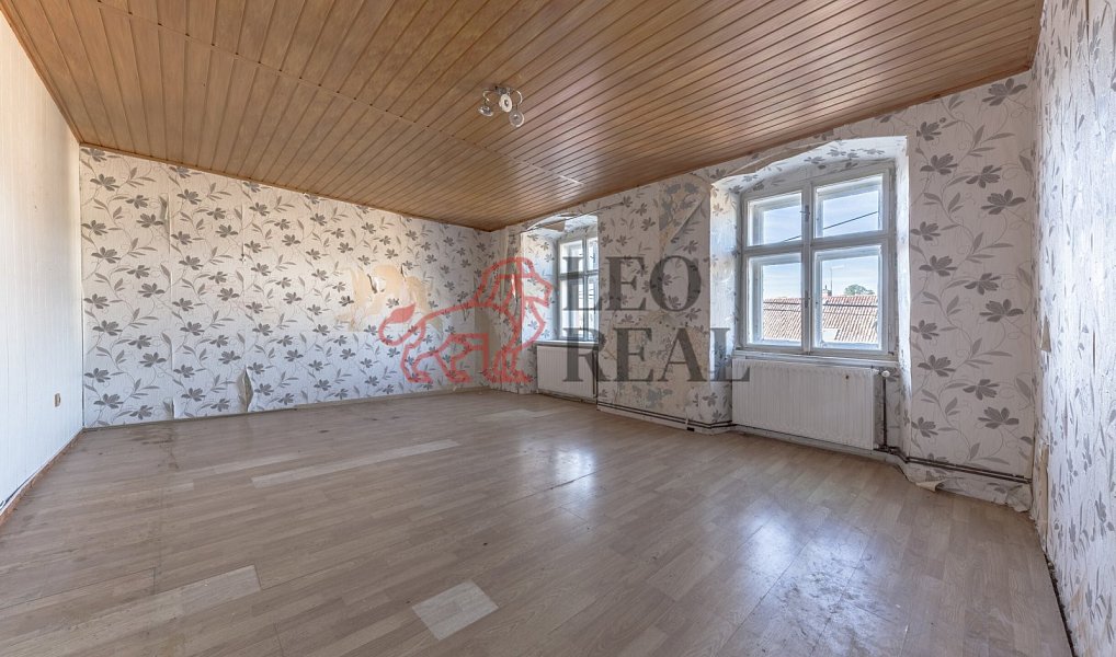 Prodej domu 500 m² s pozemkem 986 m², Mnichovo Hradiště – náhled fotky 2