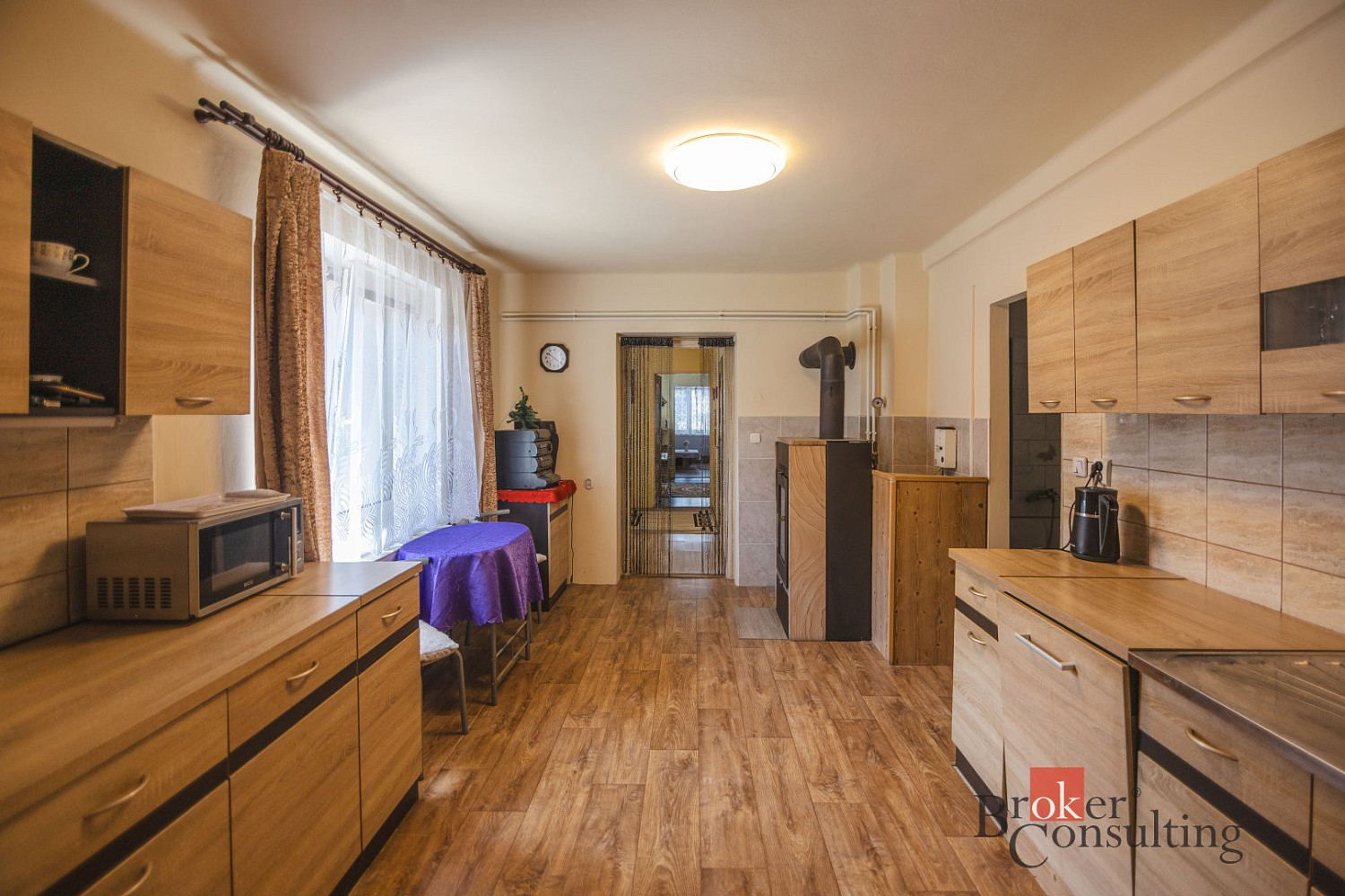 Prodej domu 106 m² s pozemkem 1 580 m² – fotografie 2