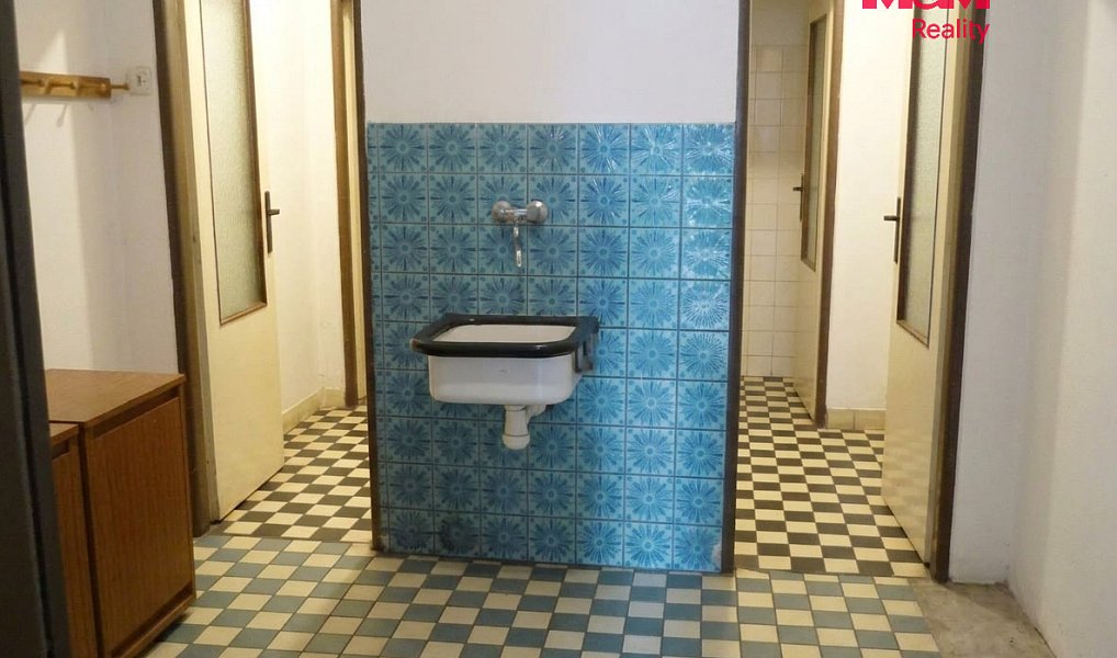 Prodej domu 450 m² s pozemkem 617 m², Kostelec nad Černými lesy – náhled fotky 12