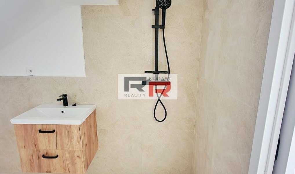 Pronájem bytu 2+kk 45 m², Šternberk – náhled fotky 9