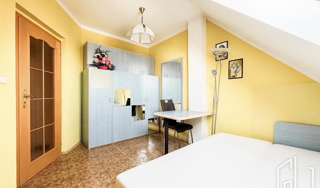 Pronájem domu 170 m² s pozemkem 210 m², Praha – náhled fotky 12