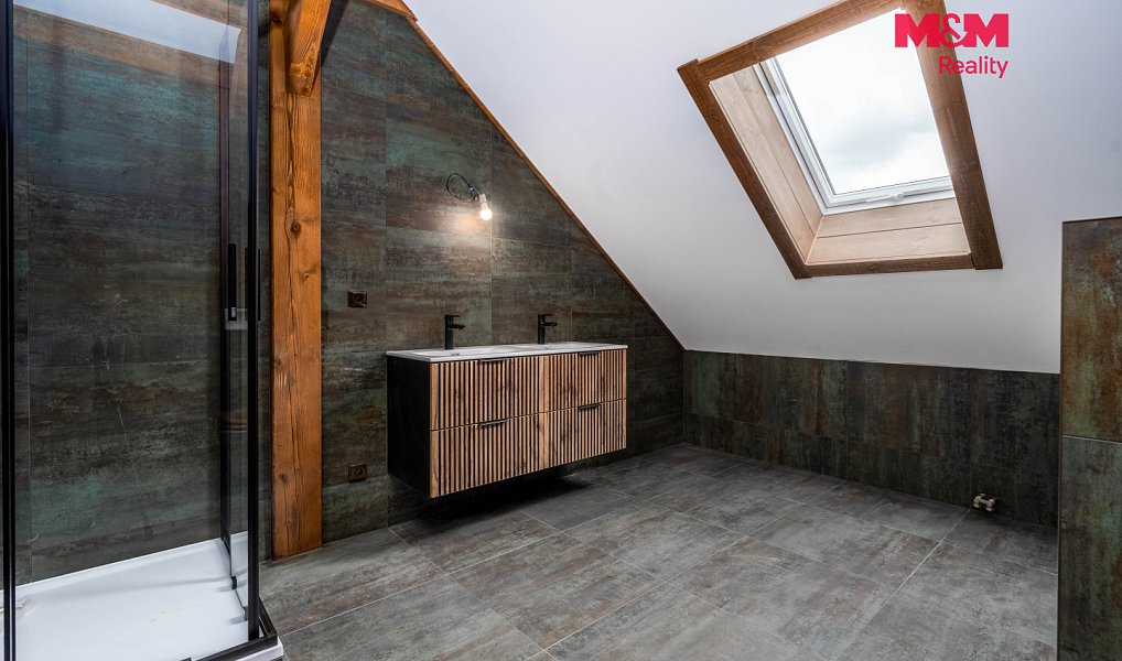 Prodej domu 221 m² s pozemkem 1 624 m², Trhový Štěpánov – náhled fotky 23
