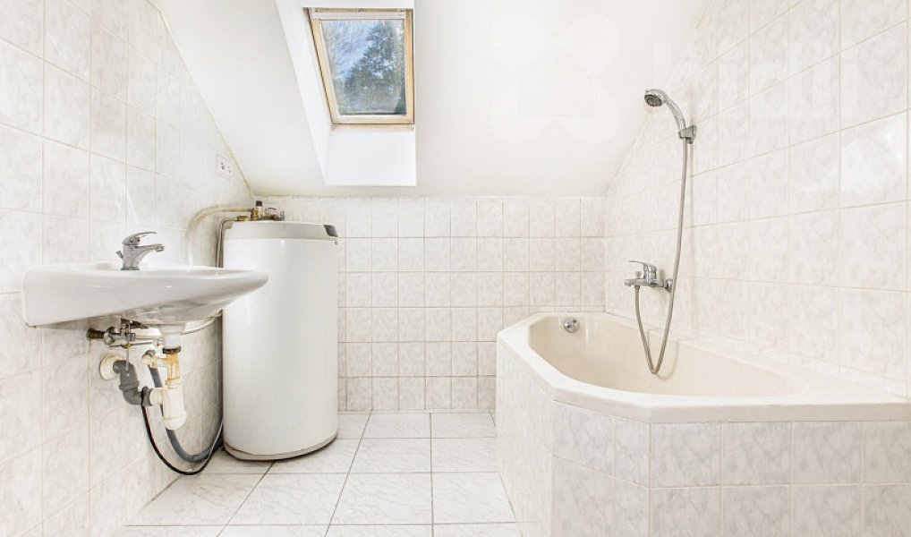 Prodej ubytovacího objektu 280 m², Lipno nad Vltavou – náhled fotky 24