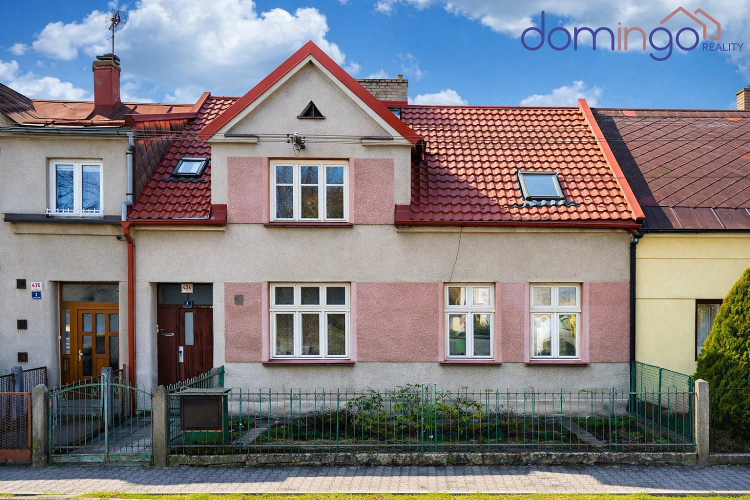 Prodej domu 170 m² s pozemkem 311 m² – fotografie 2