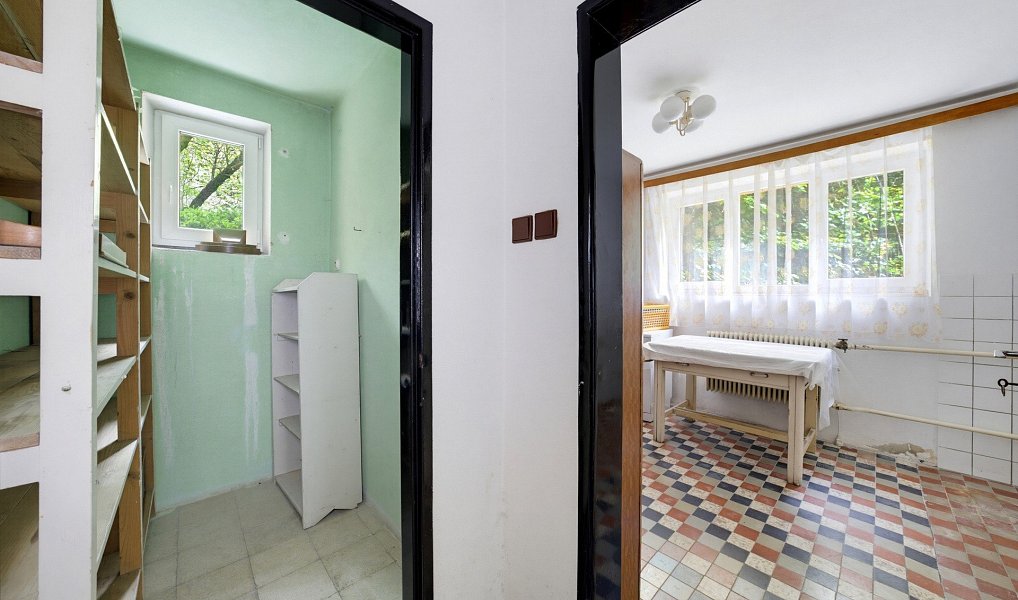 Prodej domu 266 m² s pozemkem 1 065 m², Olešnice – náhled fotky 17