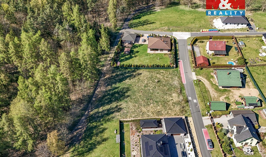 Prodej stavebního pozemku 1 942 m², Libá – náhled fotky 8