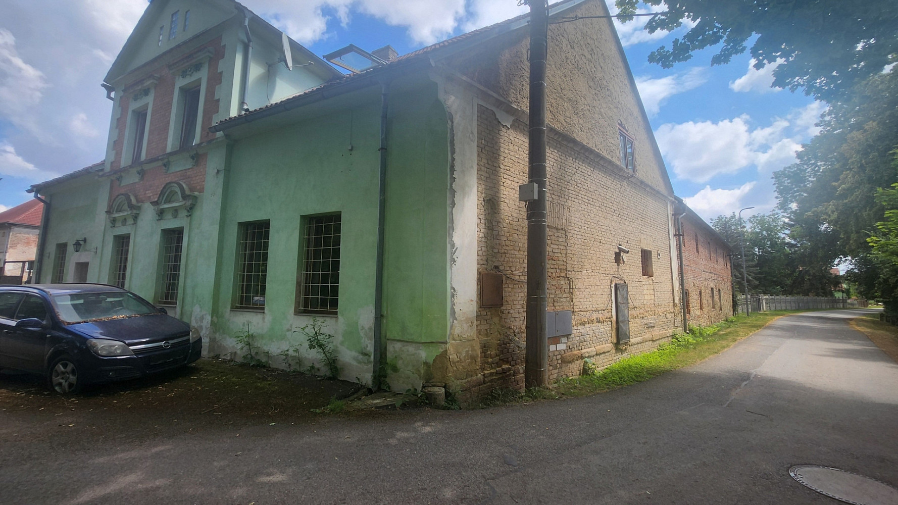Dražba domu 483 m² s pozemkem 770 m²