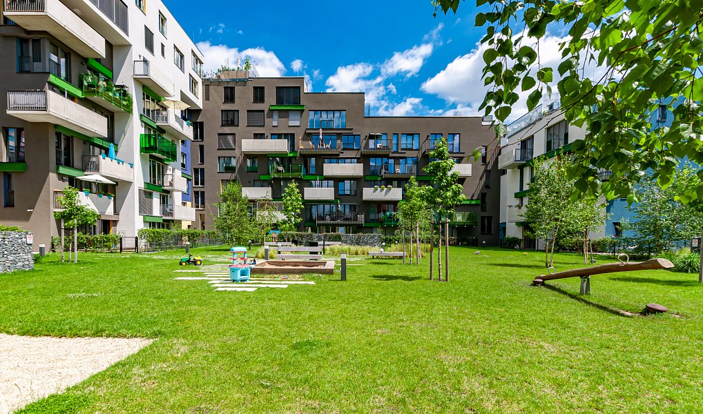 Pronájem bytu 1+kk 35 m², Praha – náhled fotky 7