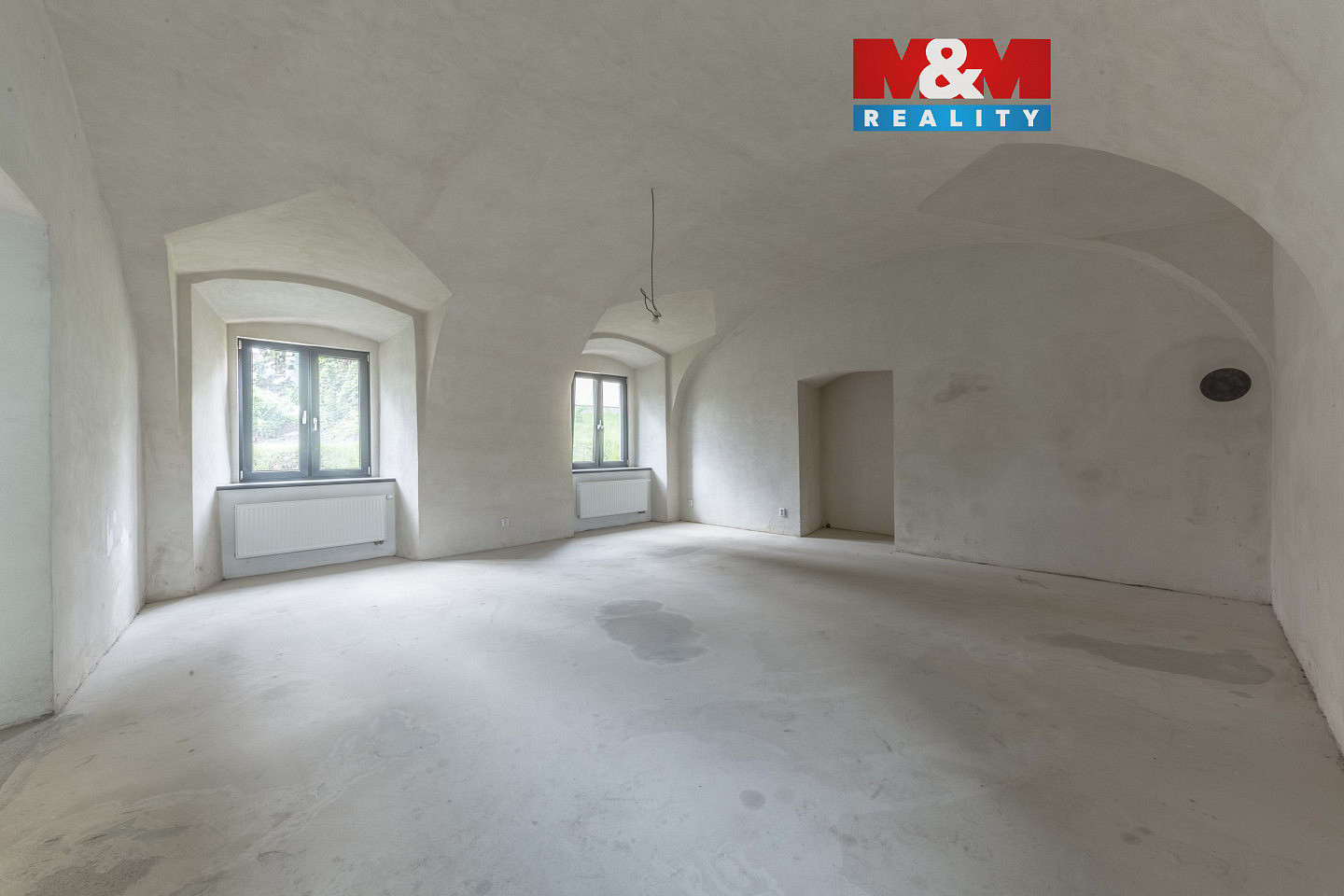 Pronájem komerčního objektu (jiného typu) 57 m²