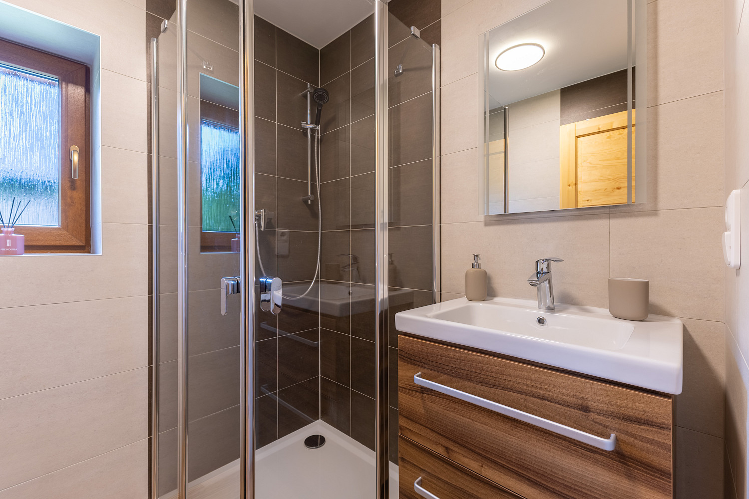 Prodej chaty/chalupy 129 m² s pozemkem 400 m² – fotografie 5