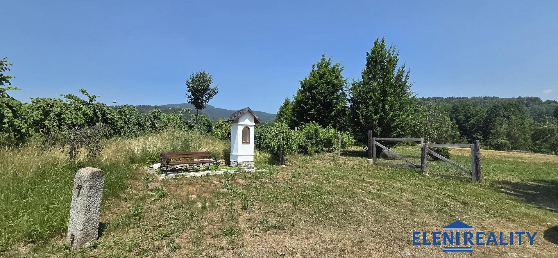 Prodej stavebního pozemku 5 360 m² – fotografie 5