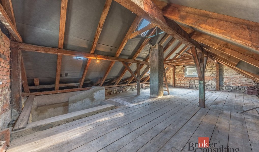 Prodej domu 120 m² s pozemkem 347 m², Hudlice – náhled fotky 15