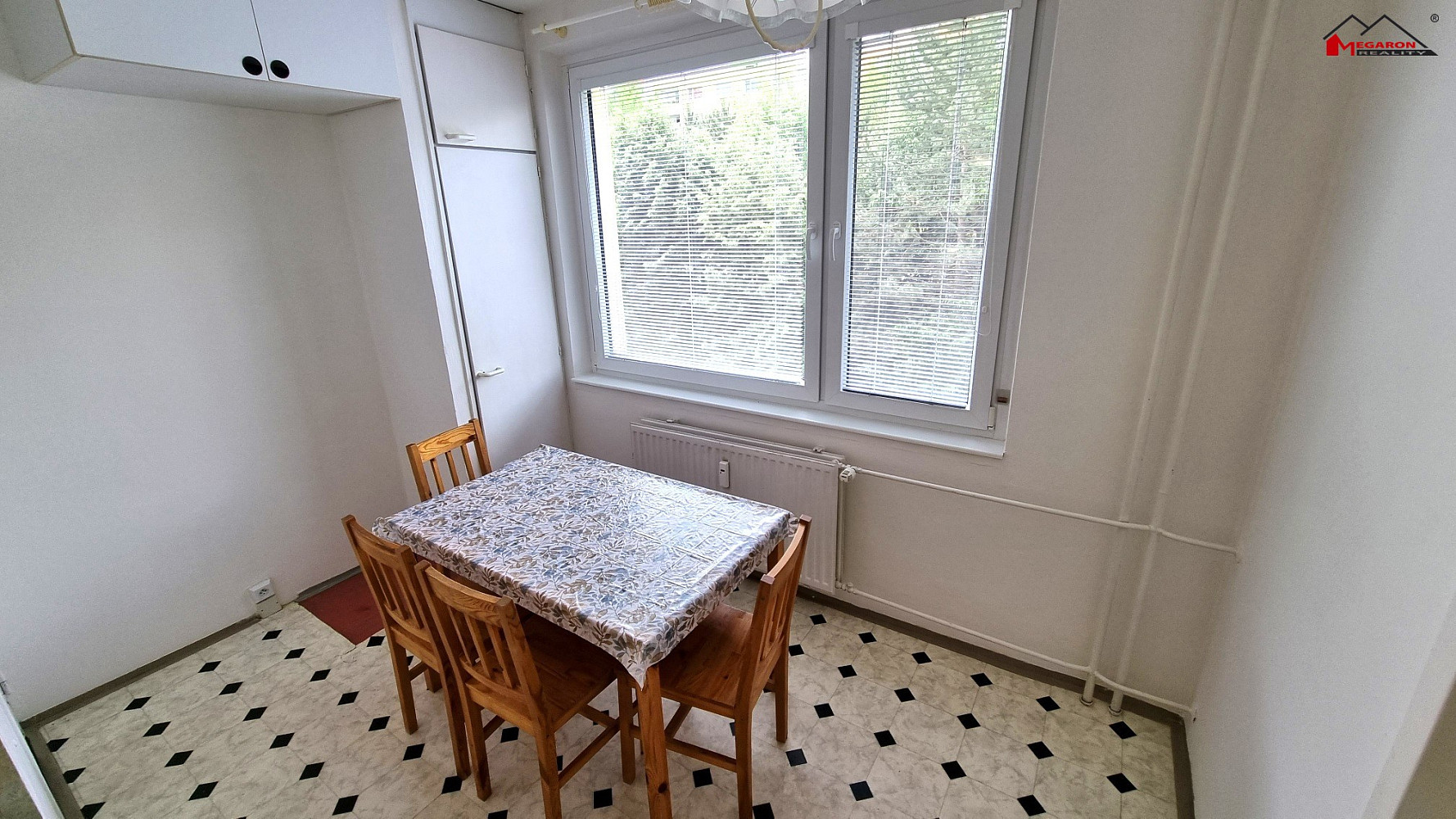 Pronájem bytu 2+1 61 m² – pohled 4