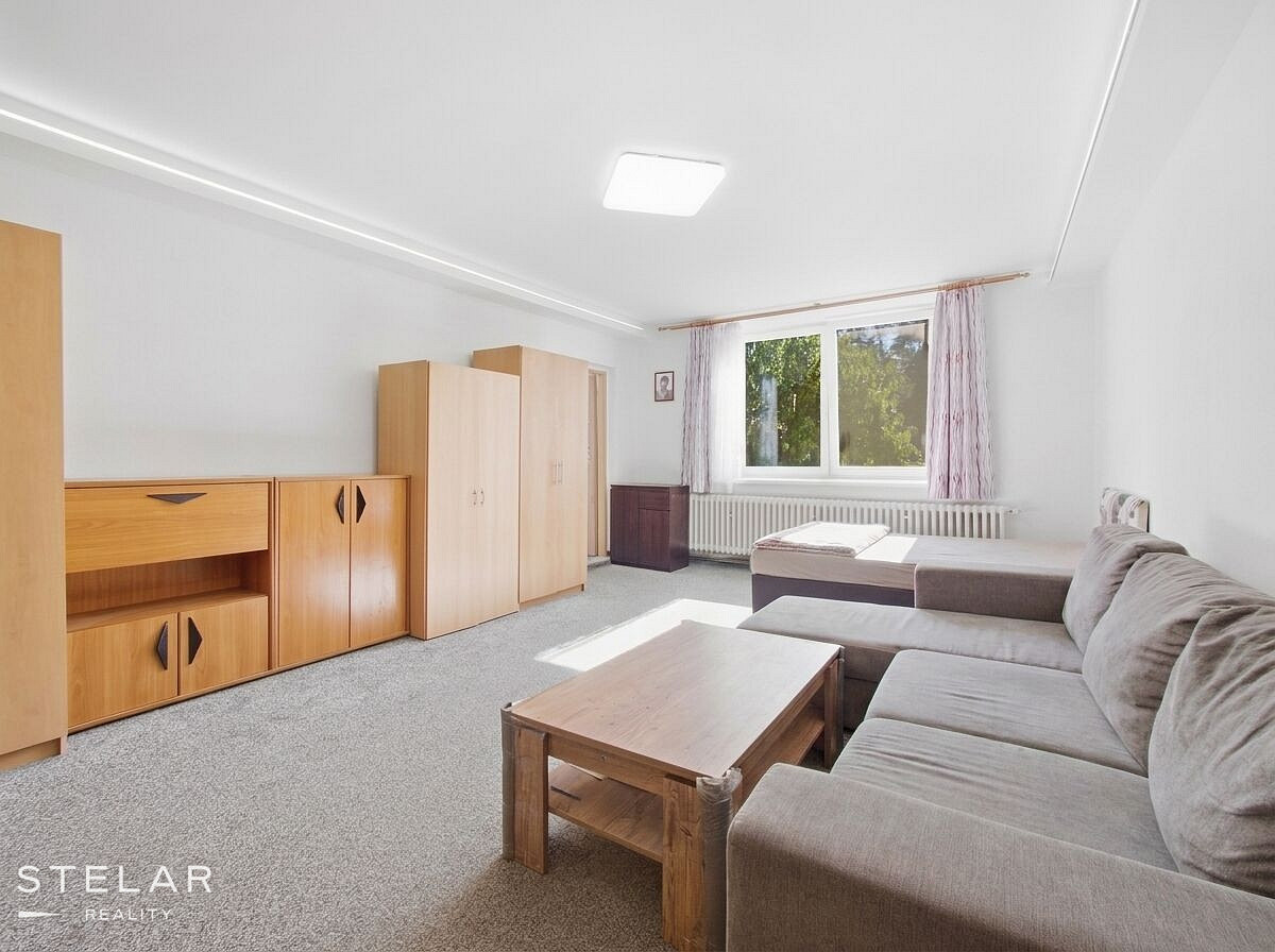 Prodej domu 228 m² s pozemkem 395 m² – fotografie 2