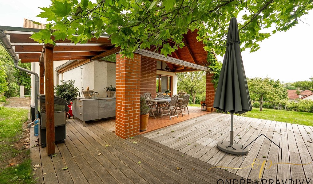 Prodej domu 237 m² s pozemkem 1 360 m², Liteň – náhled fotky 6