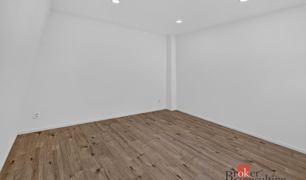 Prodej domu 99 m² s pozemkem 1 376 m², Horní Lukavice – náhled fotky 22