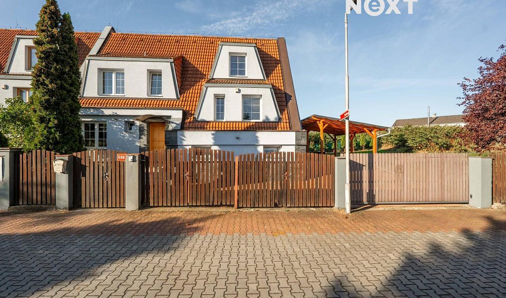 Pronájem rodinného domu, 248 m², Praha-západ, Horoměřice