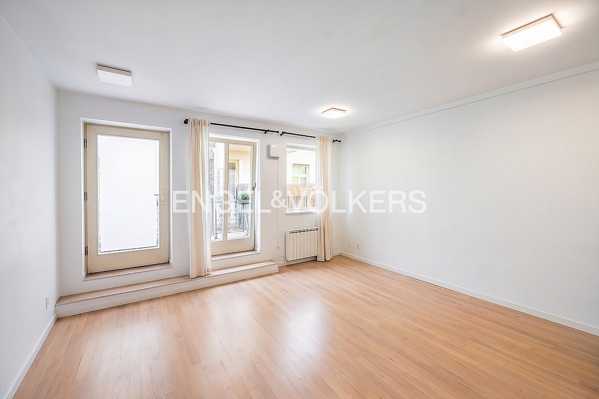 Pronájem bytu 2+kk 43 m² – fotografie 4