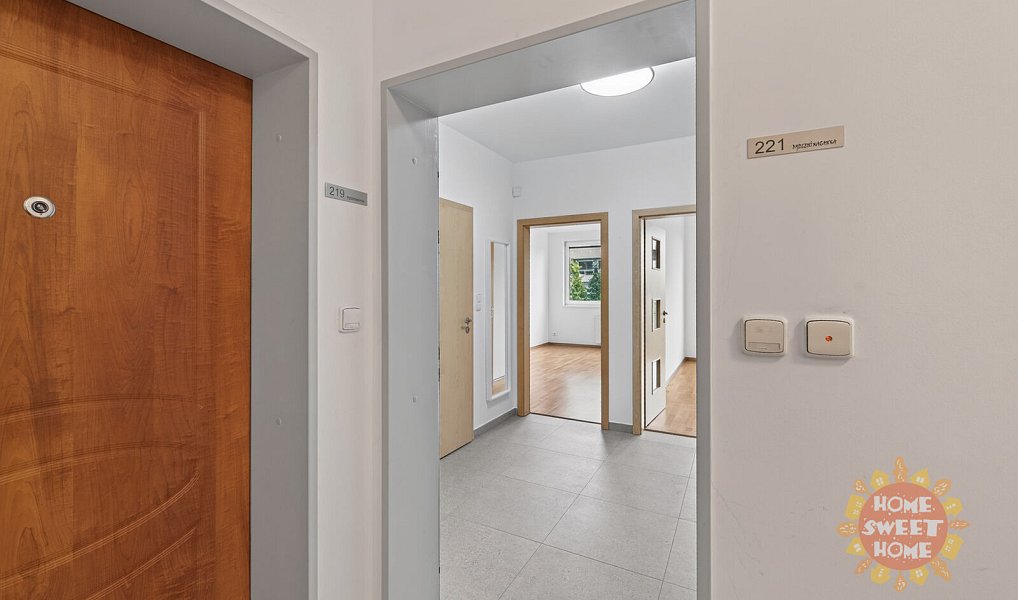 Pronájem bytu 2+kk 50 m², Praha – náhled fotky 11