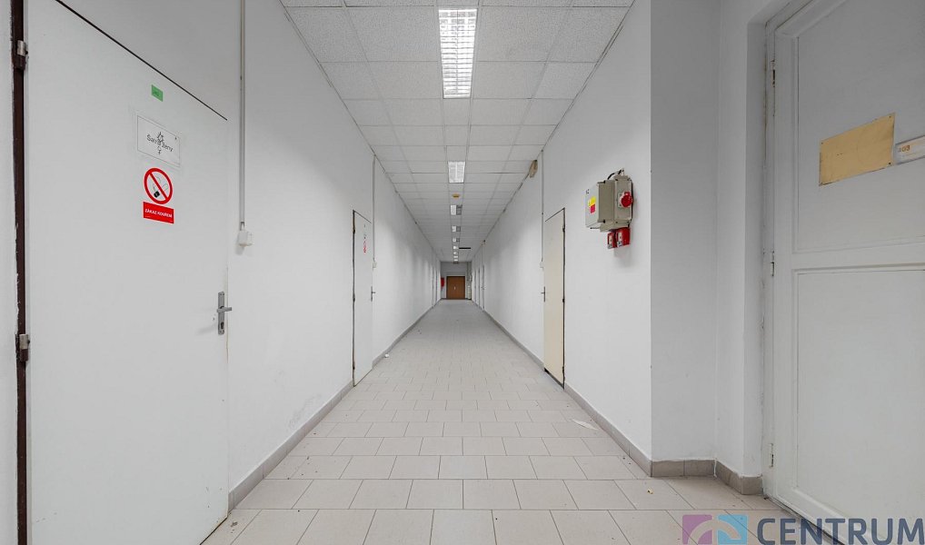 Pronájem skladovacích prostor 631 m², Turnov – náhled fotky 8