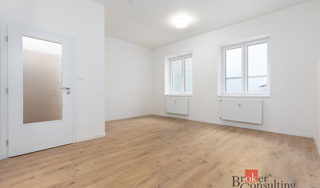 Prodej bytu 1+kk 33 m², Ostrava – náhled fotky 12