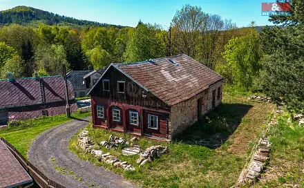 Prodej domu 100 m² s pozemkem 728 m², Staré Křečany, okres Děčín