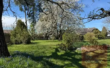 Prodej stavebního pozemku 1 034 m², Kamenická, Svojetice, okres Praha-východ