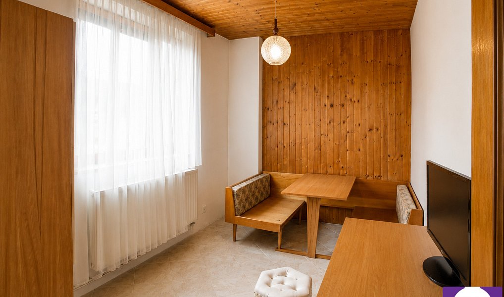 Prodej domu 206 m² s pozemkem 585 m², Úvaly – náhled fotky 7