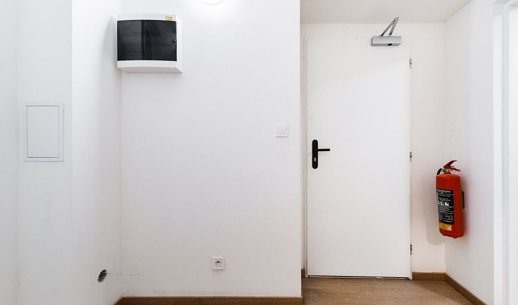 Pronájem obchodních prostor 20 m², Praha – náhled fotky 13