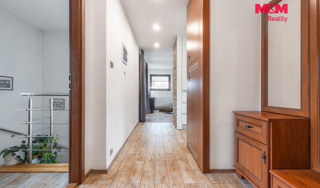 Prodej domu 170 m² s pozemkem 534 m², Pozlovice – náhled fotky 17