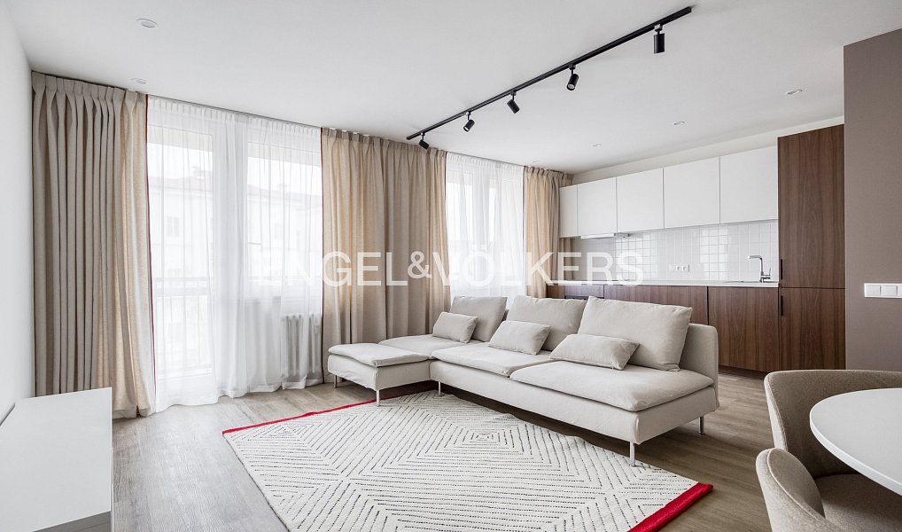 Pronájem bytu 2+kk 62 m², Praha – náhled fotky 2
