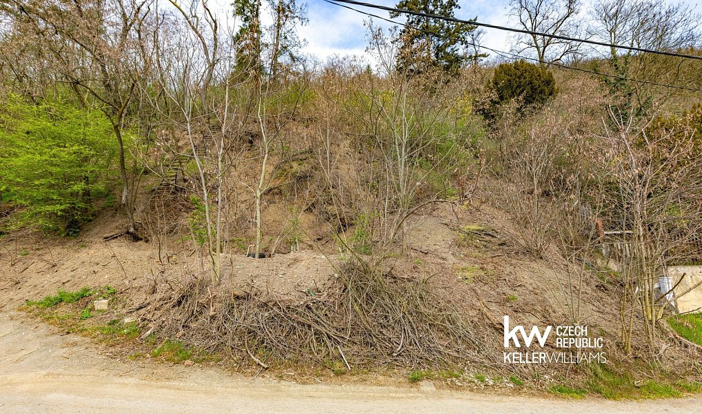 Prodej stavebního pozemku 566 m², Černošice – náhled fotky 6