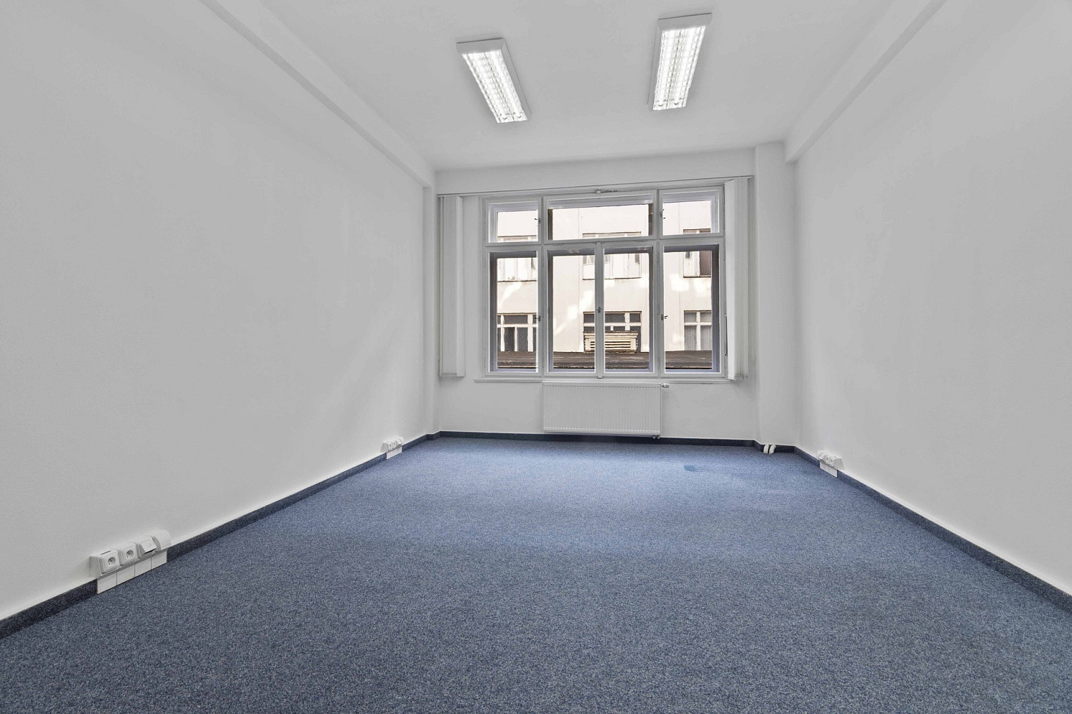 Pronájem kanceláře 26 m² — photo 2