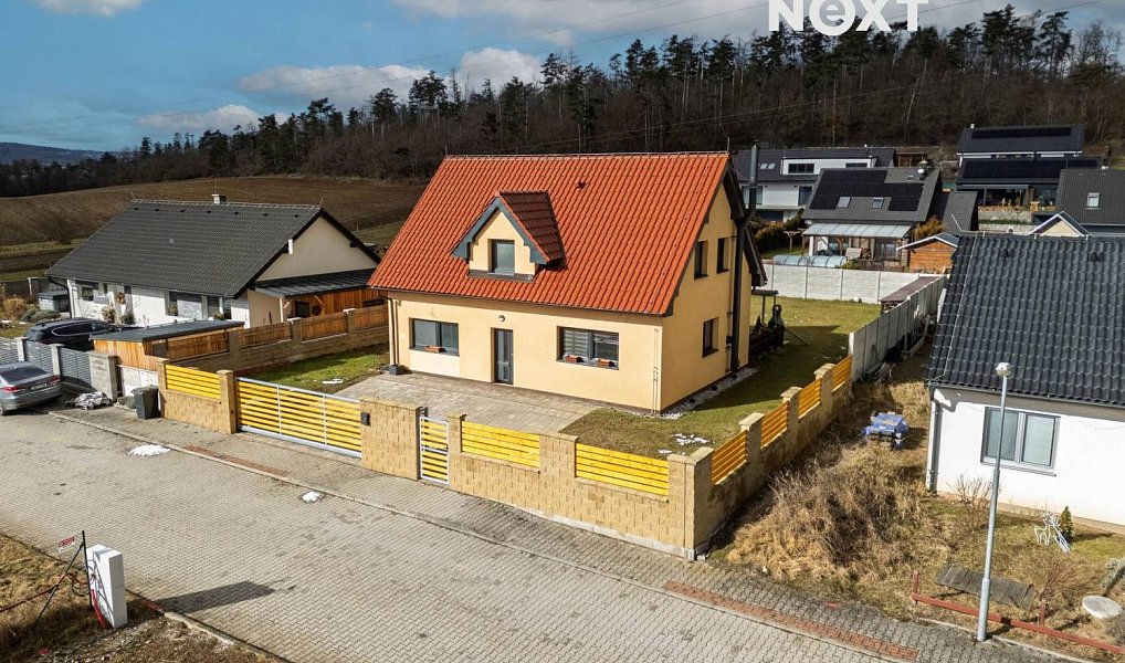 Prodej domu 130 m² s pozemkem 688 m², Králův Dvůr – náhled fotky 23