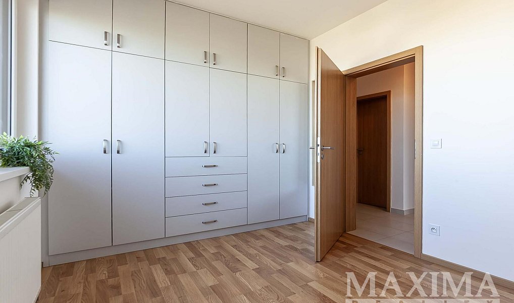 Prodej bytu 4+kk 104 m², Praha – náhled fotky 23