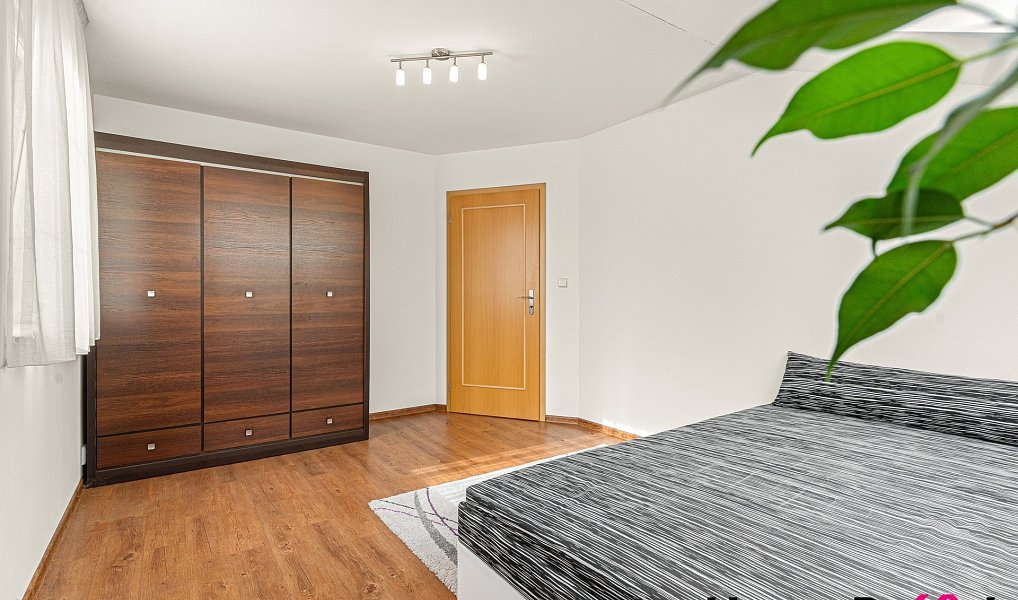 Prodej domu 187 m² s pozemkem 422 m², Praha – náhled fotky 13