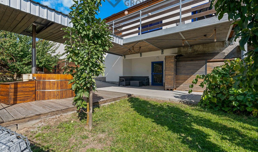 Prodej chaty/chalupy 181 m² s pozemkem 459 m², Borovany – fotka 1 z 24