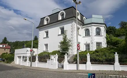 Prodej domu 338 m² s pozemkem 479 m², Ametystová, Praha 5 - Radotín