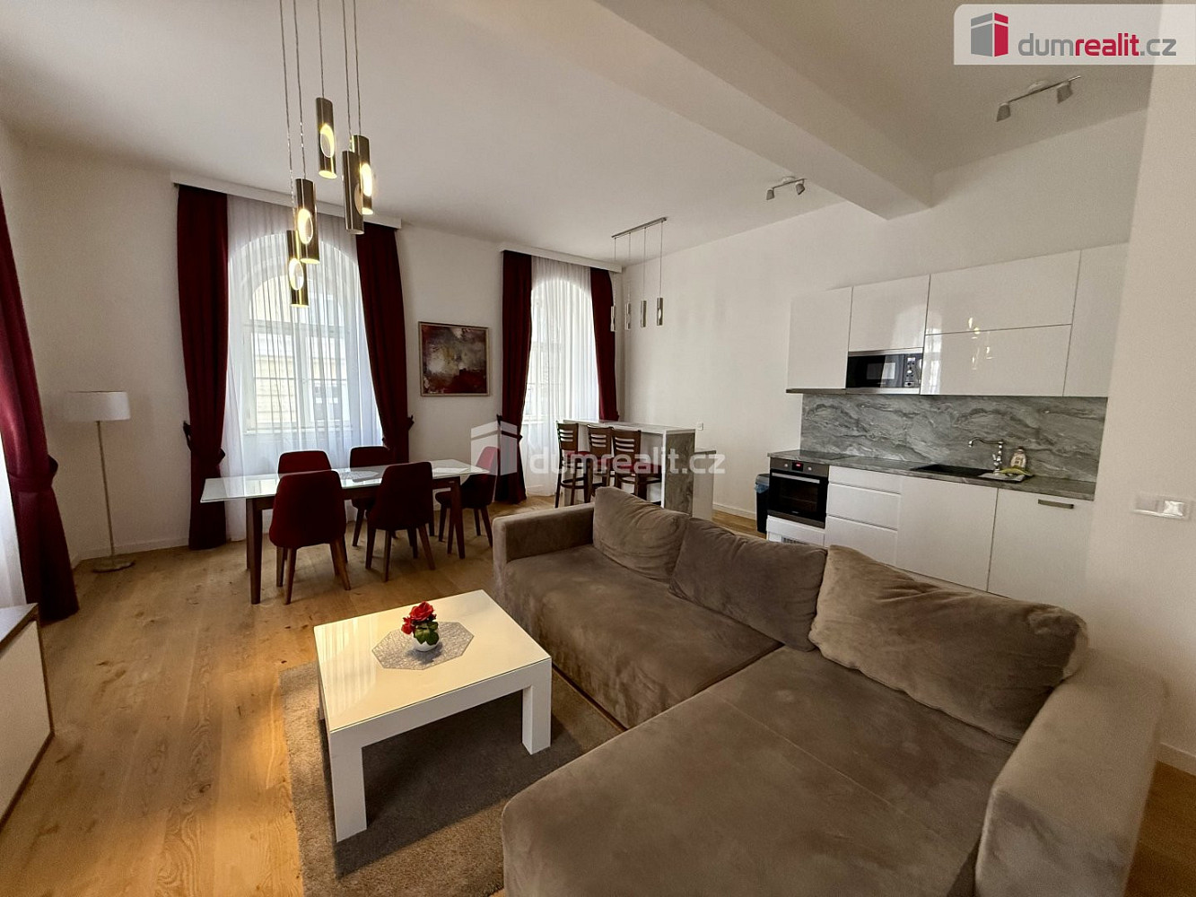 Pronájem bytu 3+kk 89 m²