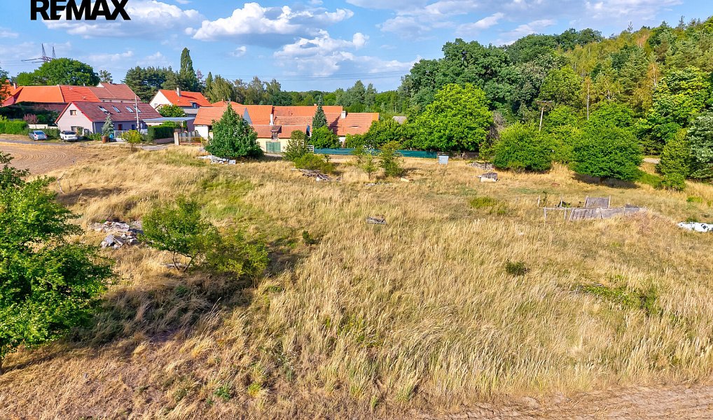 Prodej stavebního pozemku 7 108 m², Liběchov – náhled fotky 9